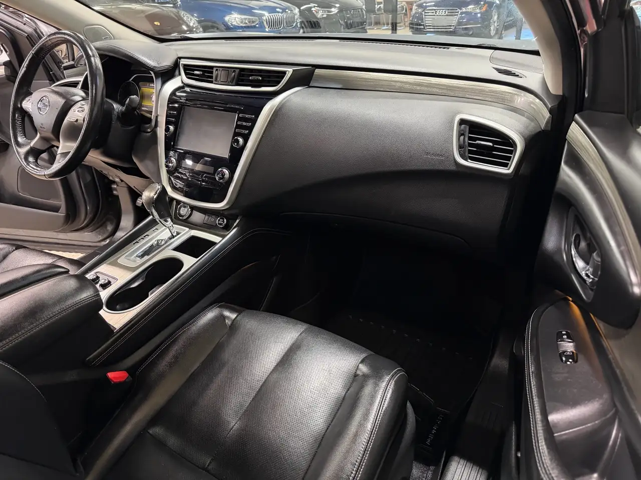Nissan Murano снимка Nissan Murano