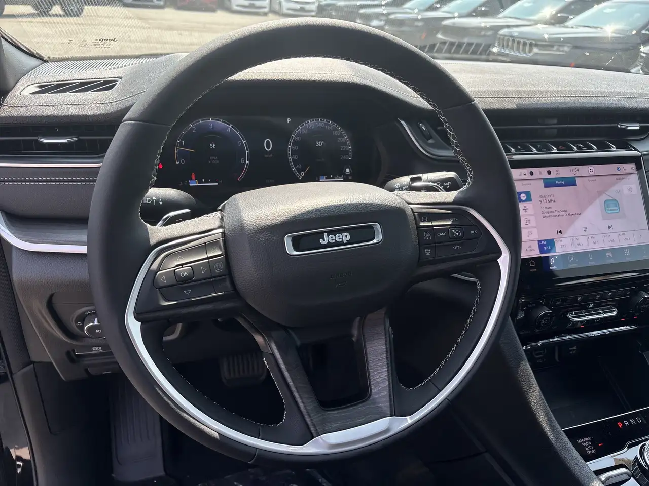 Jeep Grand Cherokee photo Jeep Grand Cherokee