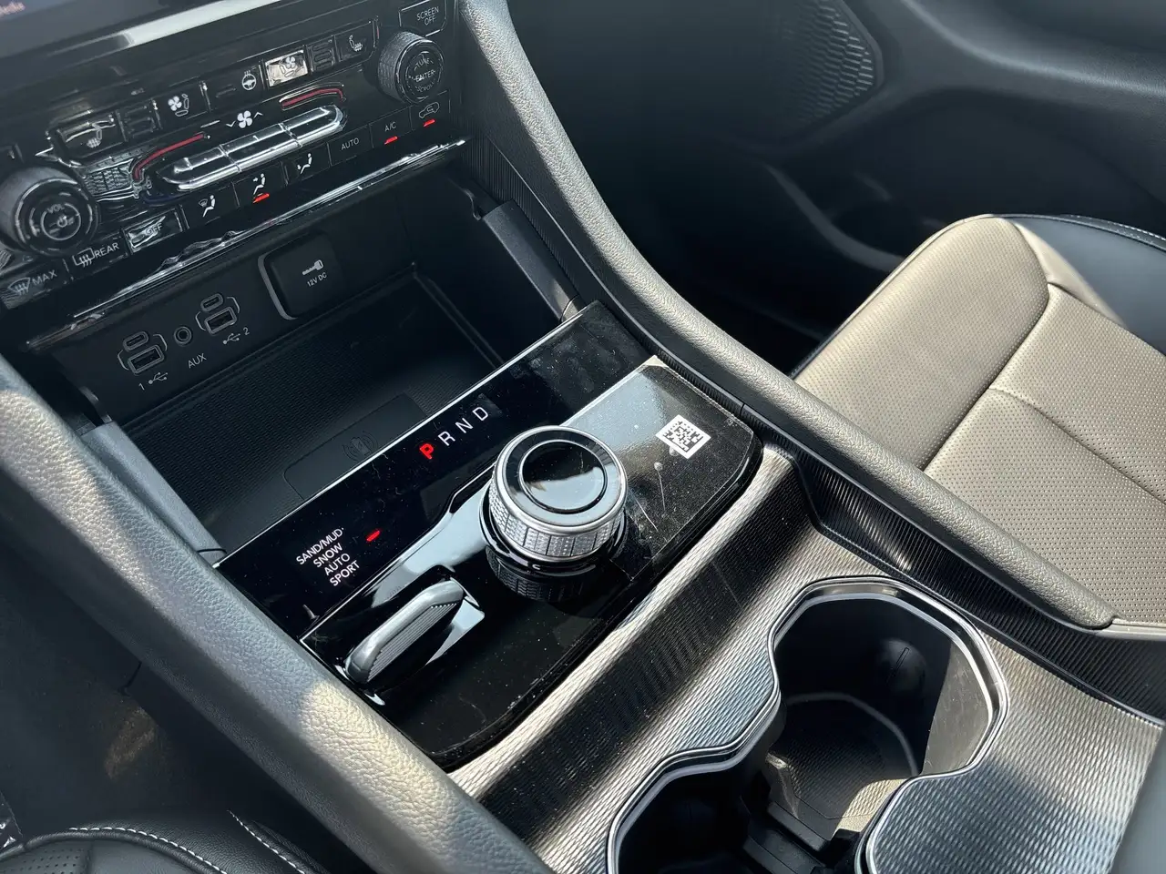 Jeep Grand Cherokee photo Jeep Grand Cherokee