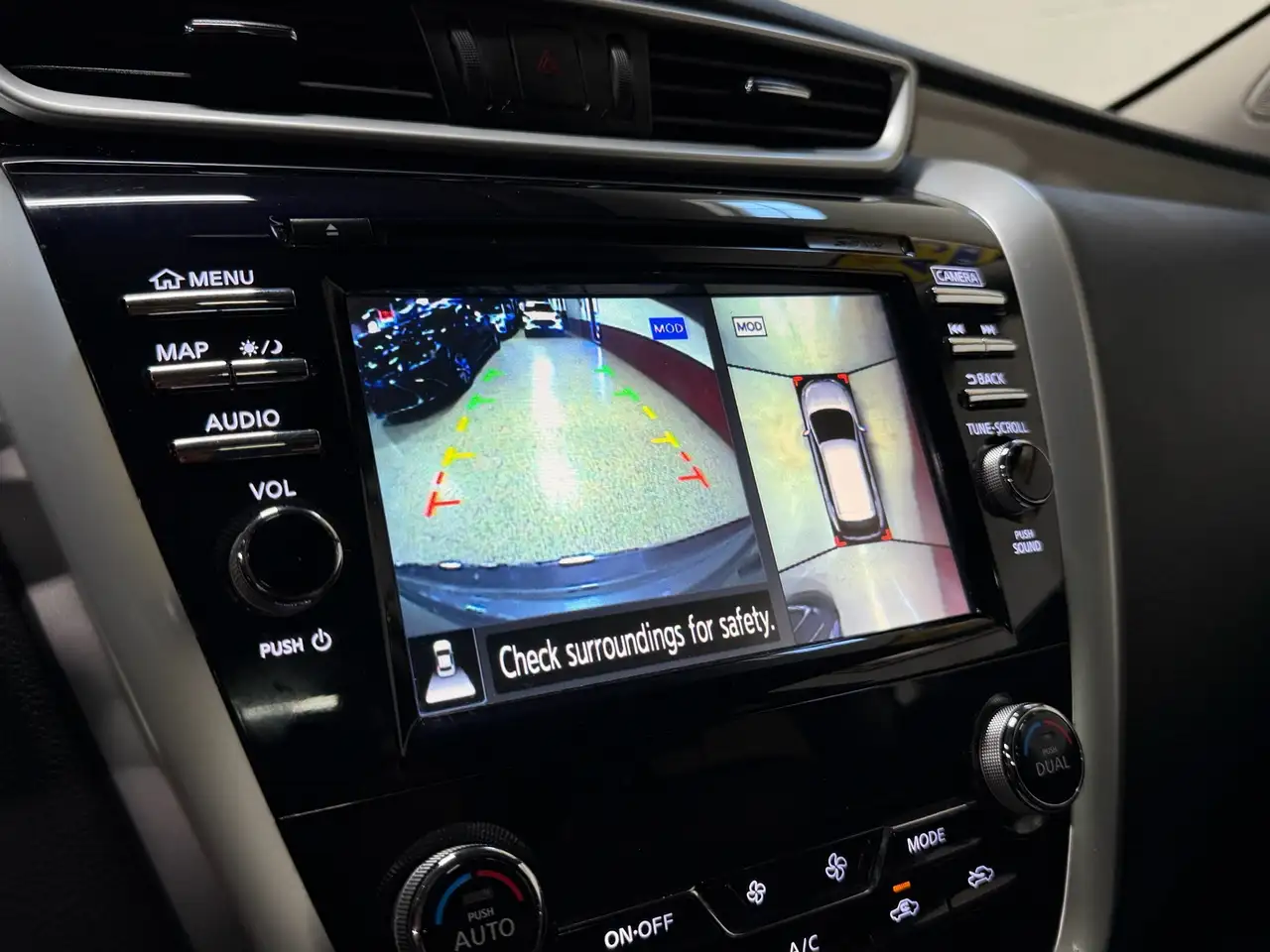 Nissan Murano снимка Nissan Murano