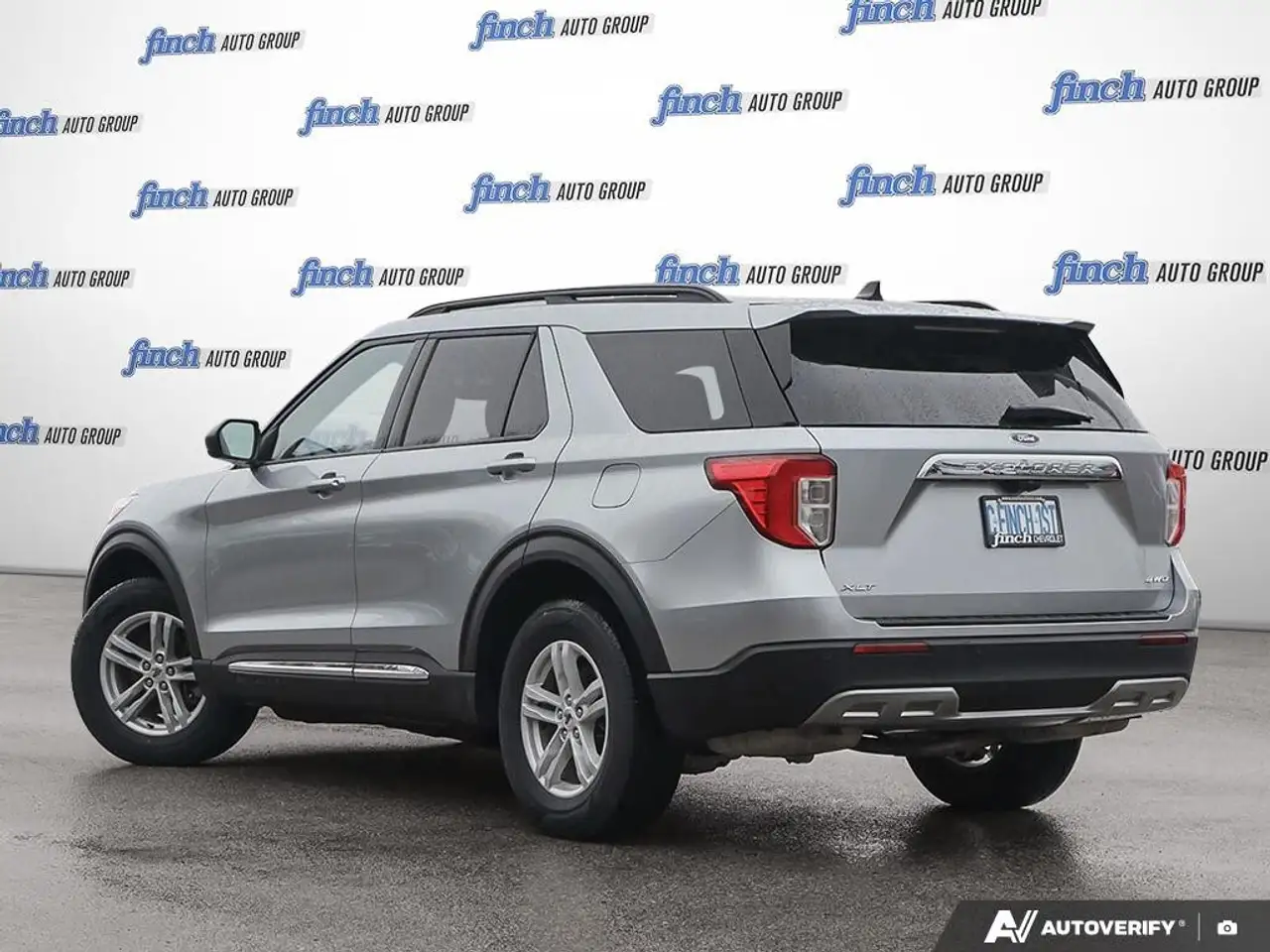 Ford Explorer photo Ford Explorer