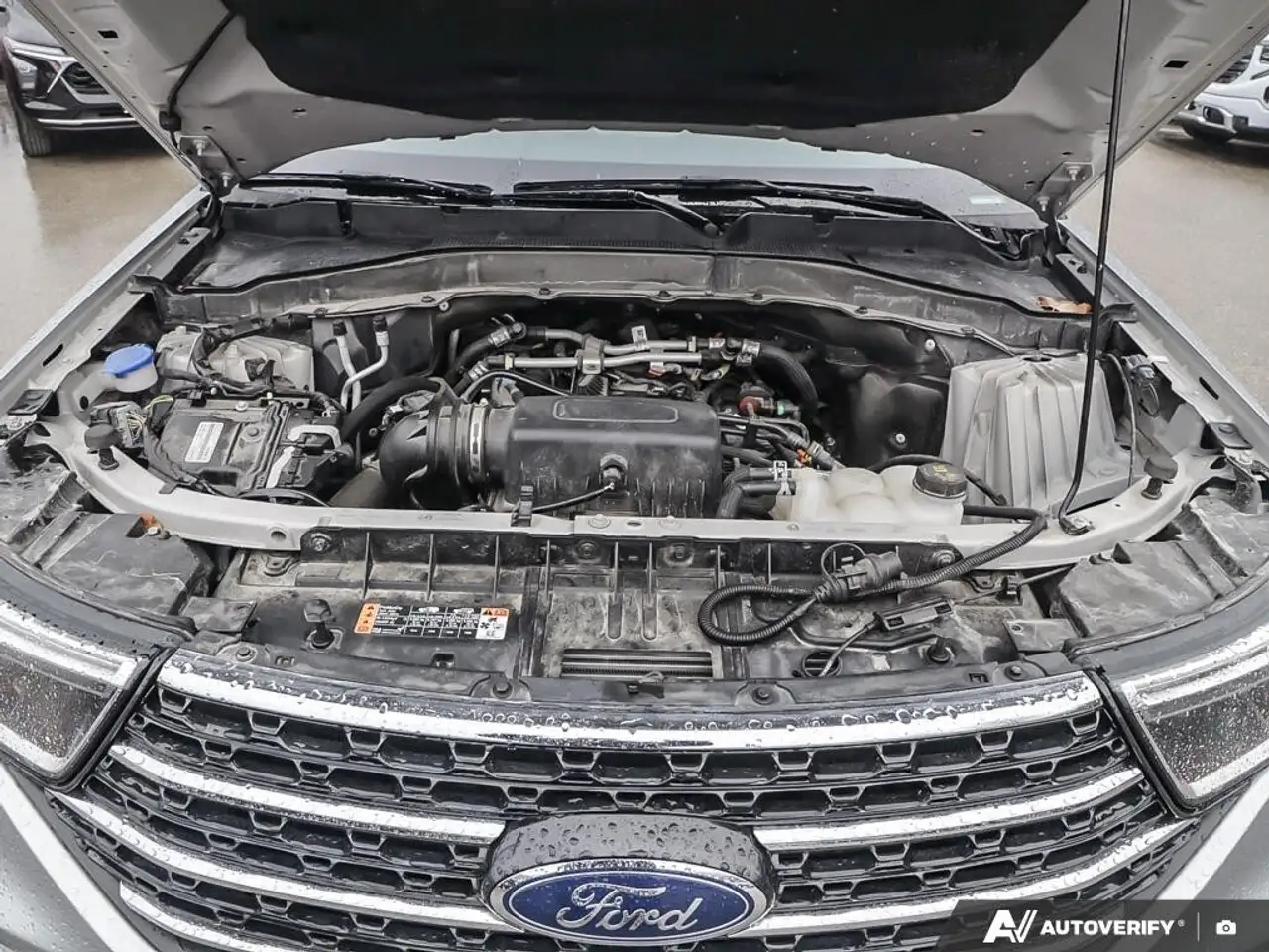 Ford Explorer photo Ford Explorer