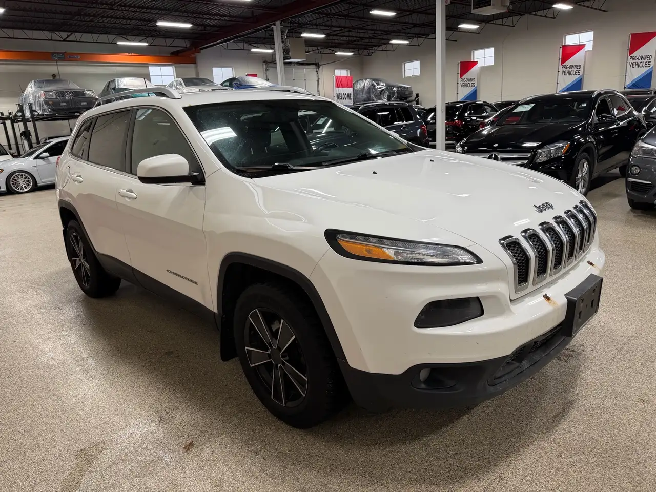 Jeep Cherokee photo Jeep Cherokee
