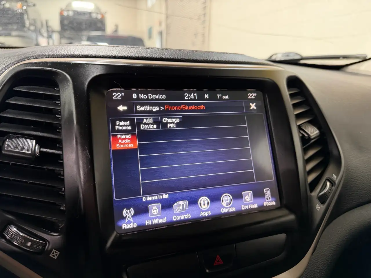 Jeep Cherokee photo Jeep Cherokee