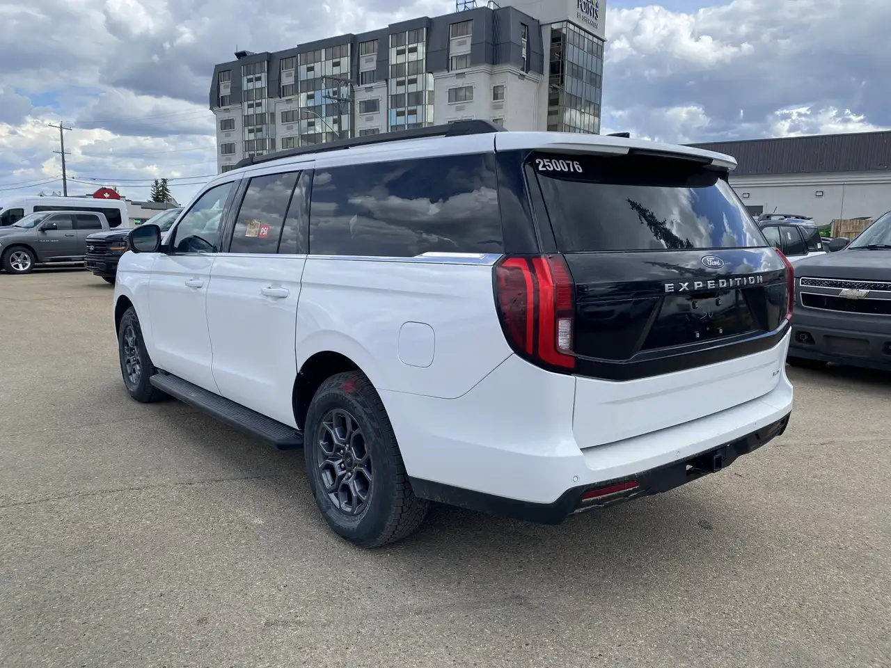 Ford Expedition photo Ford Expedition