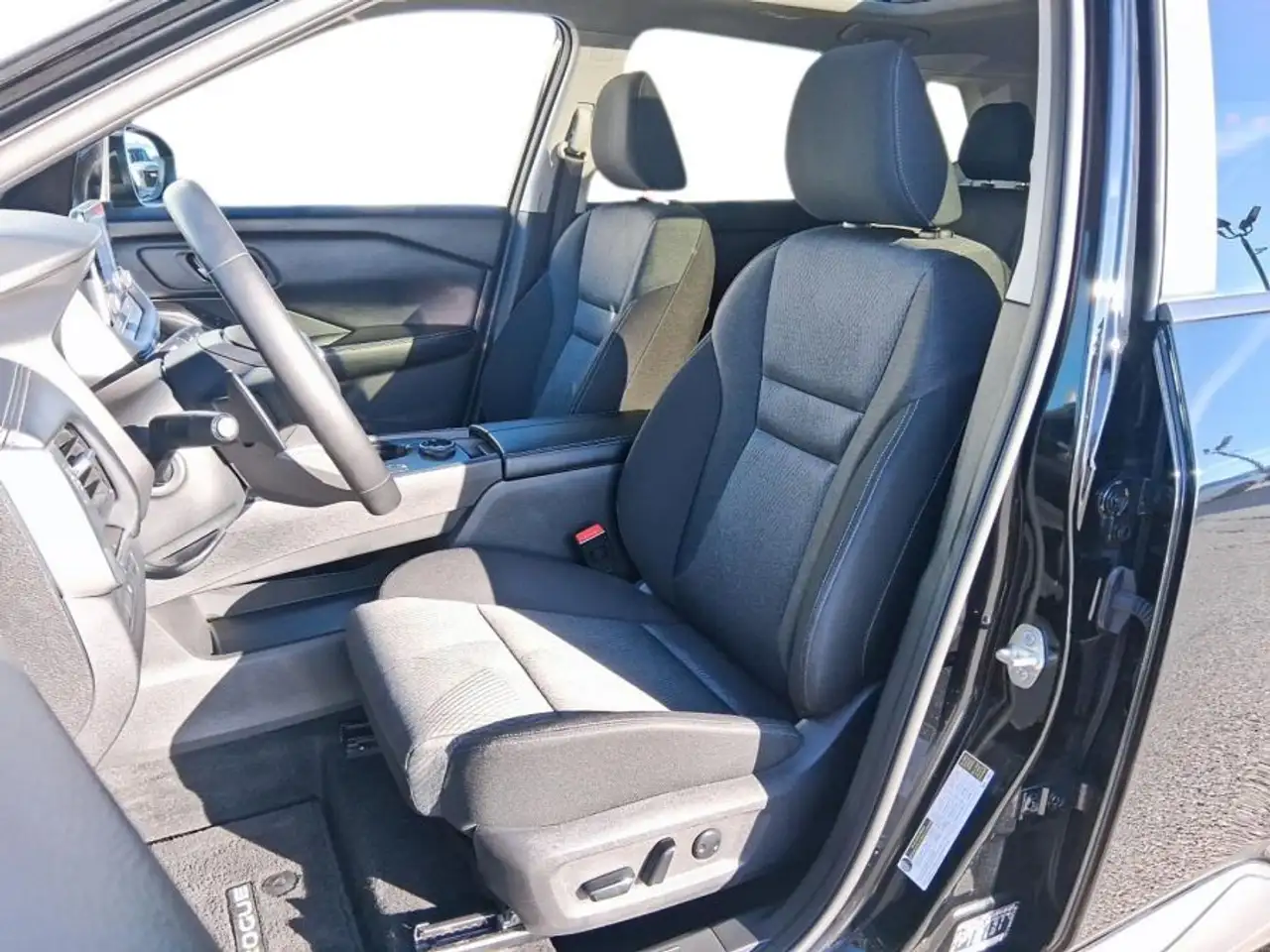 Nissan Rogue photo Nissan Rogue