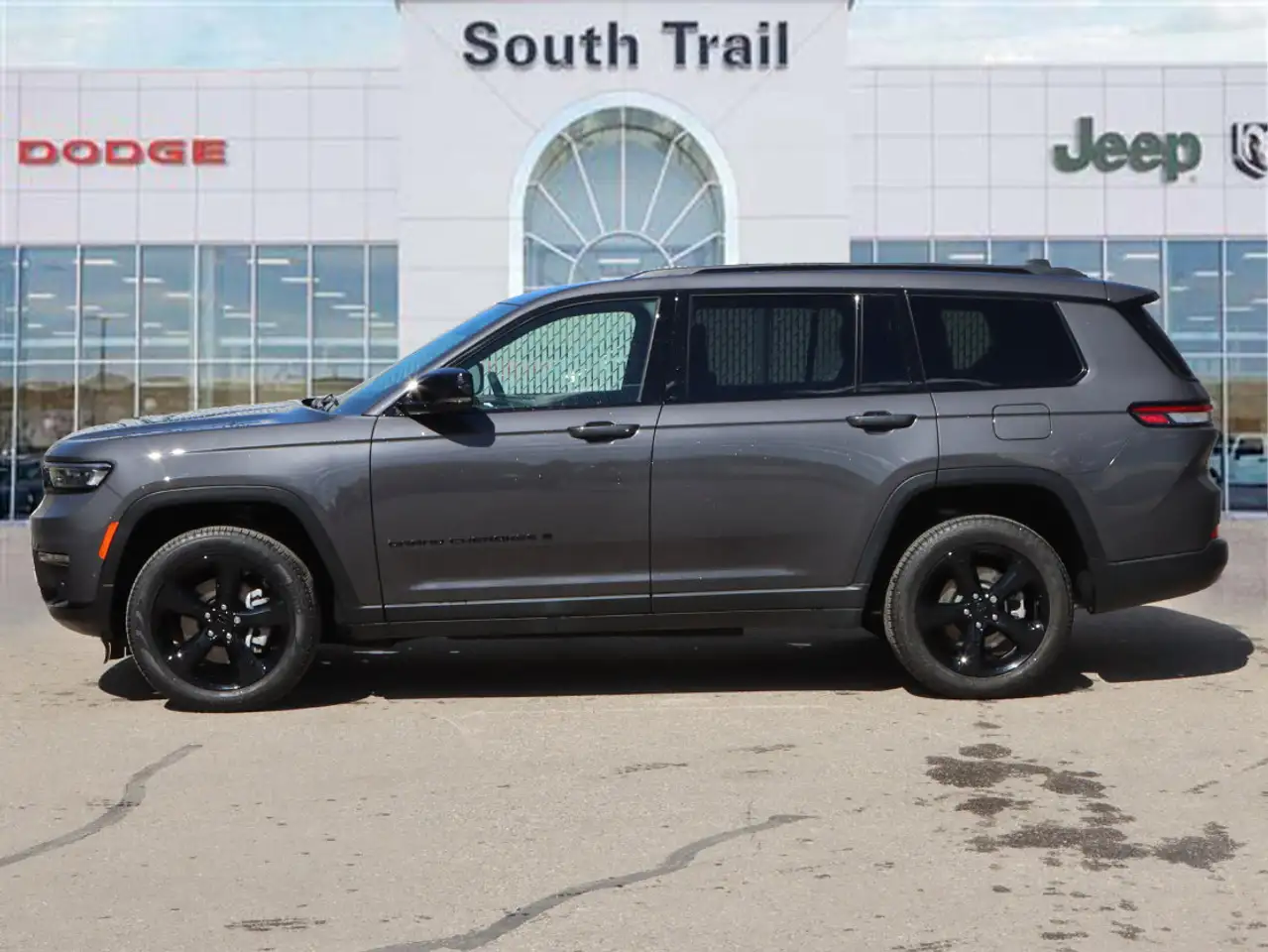 Jeep Grand Cherokee снимка Jeep Grand Cherokee