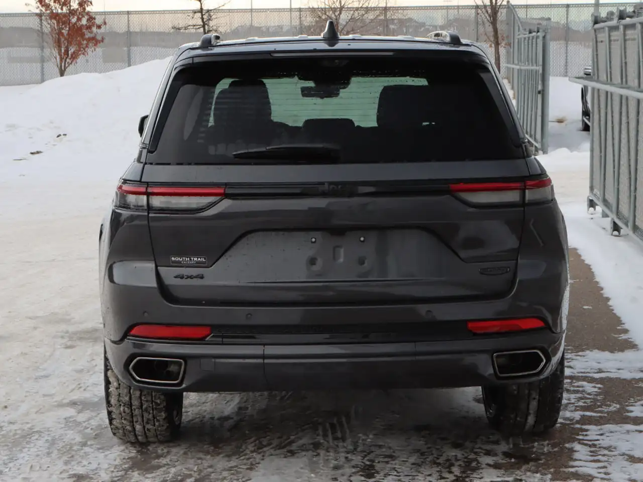 Jeep Grand Cherokee photo Jeep Grand Cherokee