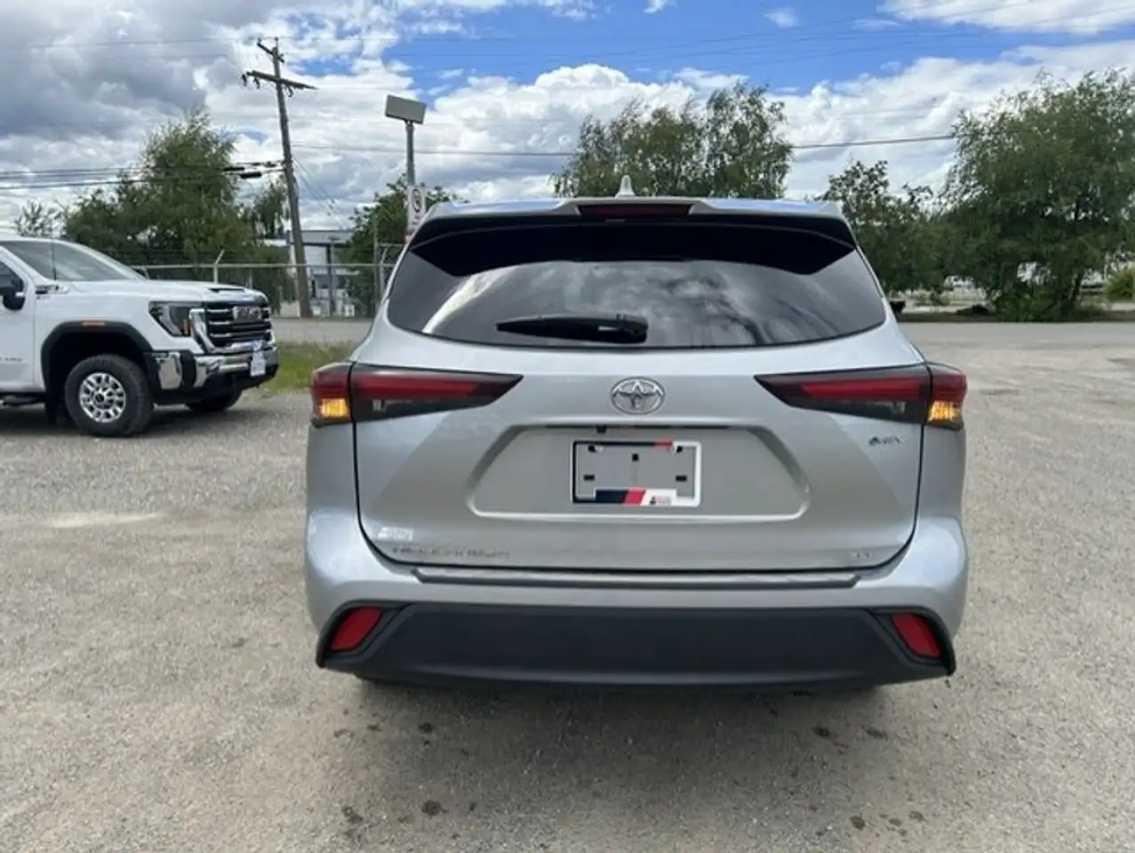Toyota Highlander photo Toyota Highlander