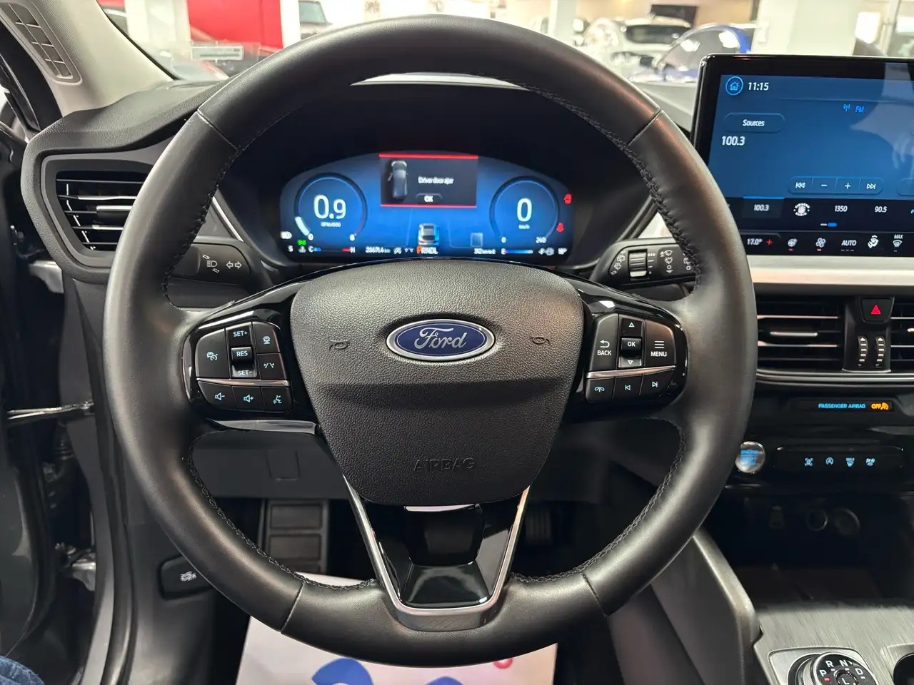 Ford Escape снимка Ford Escape