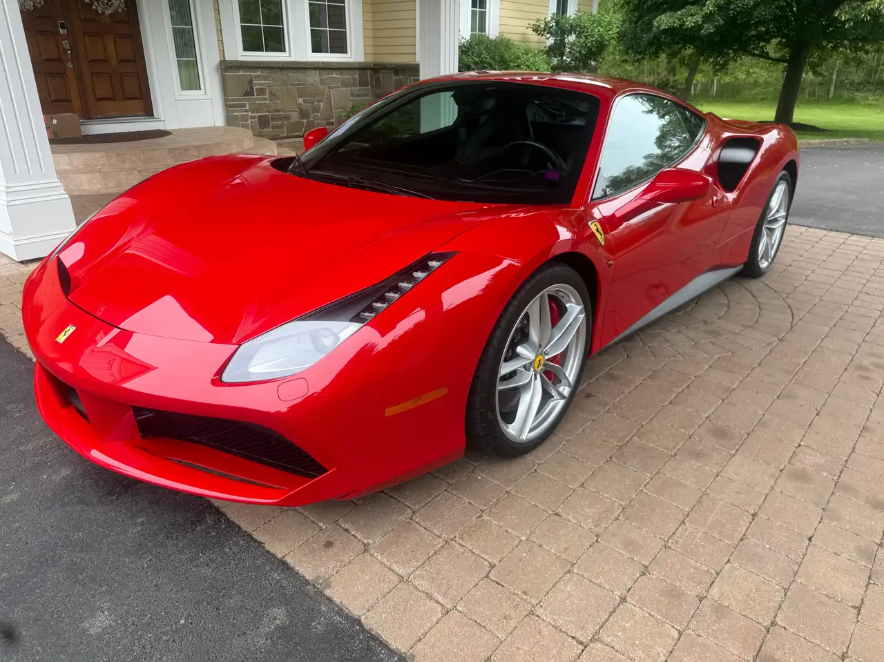 2017 Ferrari 488