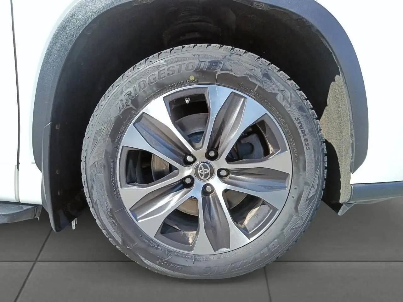 Toyota Highlander снимка Toyota Highlander