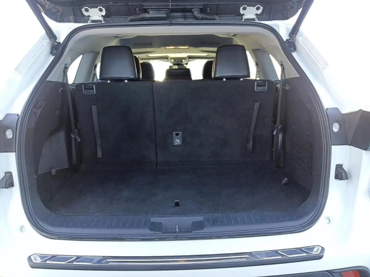 Toyota Highlander снимка Toyota Highlander