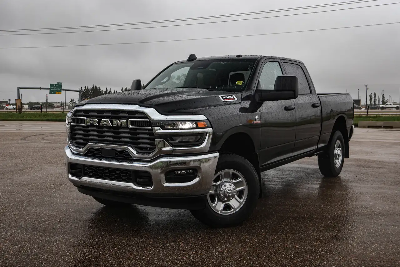 RAM 3500 снимка RAM 3500