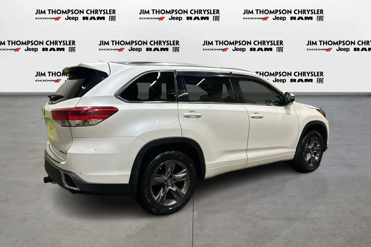 Toyota Highlander снимка Toyota Highlander