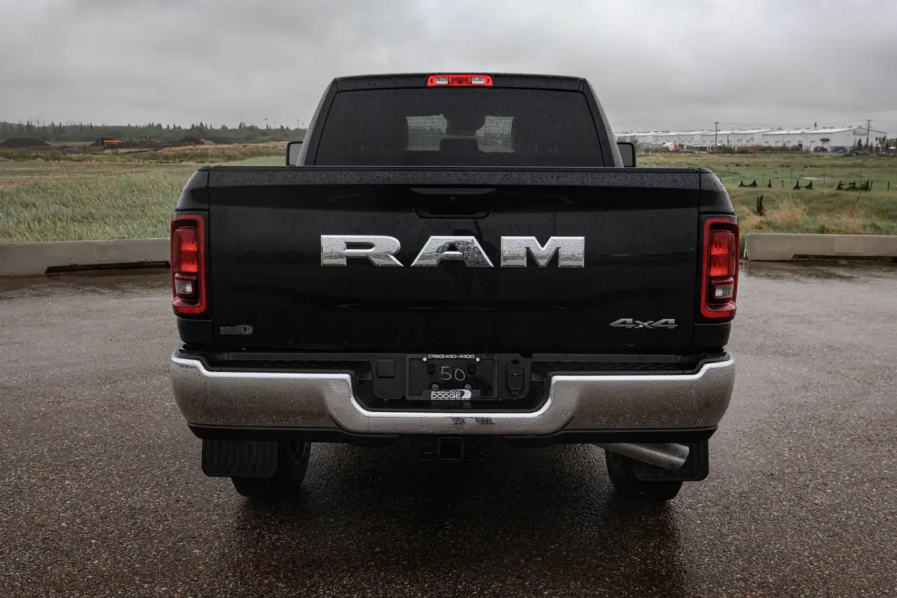RAM 3500 снимка RAM 3500