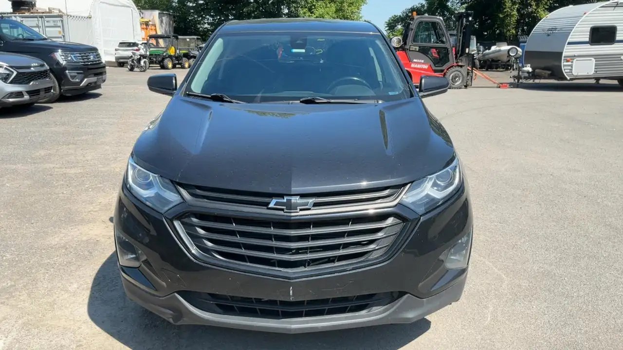 Chevrolet Equinox photo Chevrolet Equinox