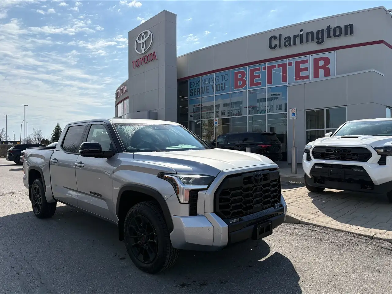 Toyota Tundra снимка Toyota Tundra