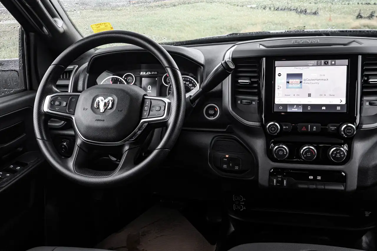 RAM 3500 снимка RAM 3500
