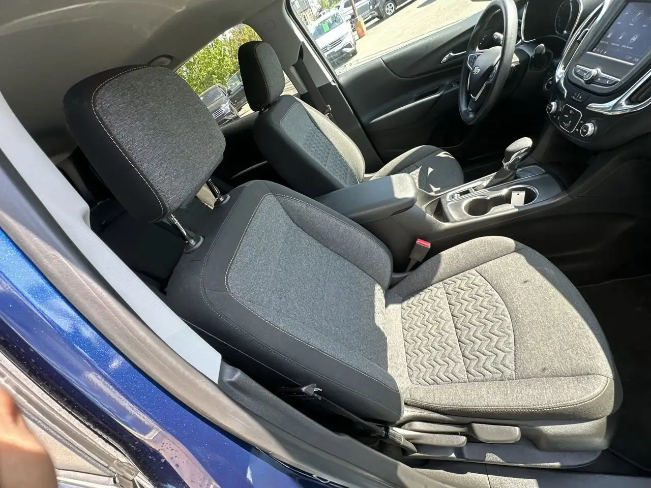 Chevrolet Equinox photo Chevrolet Equinox