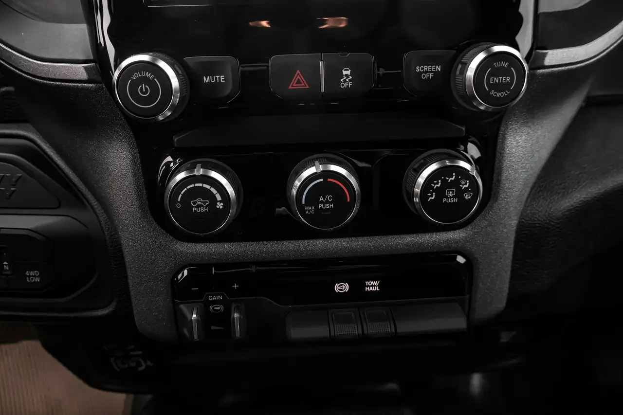 RAM 3500 снимка RAM 3500
