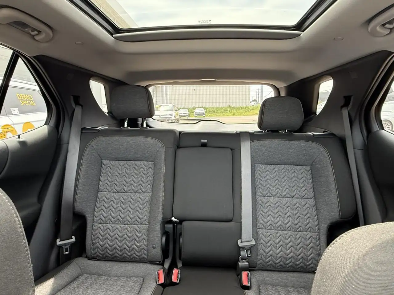 Chevrolet Equinox снимка Chevrolet Equinox