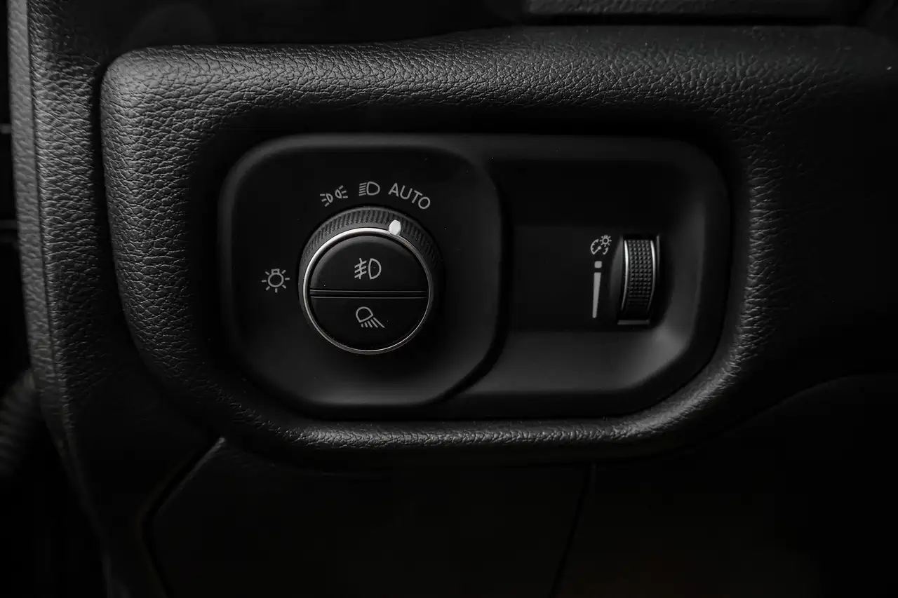RAM 3500 снимка RAM 3500