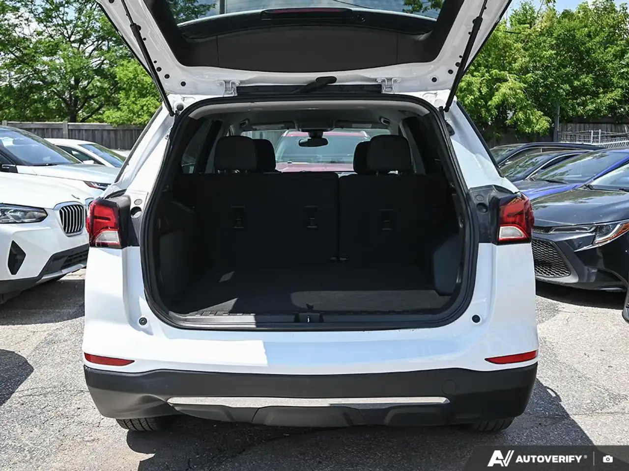 Chevrolet Equinox снимка Chevrolet Equinox