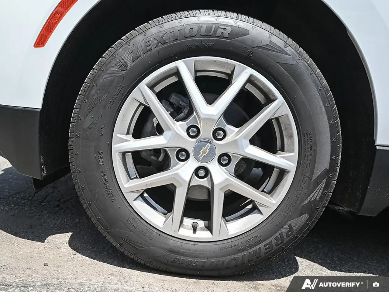 Chevrolet Equinox снимка Chevrolet Equinox