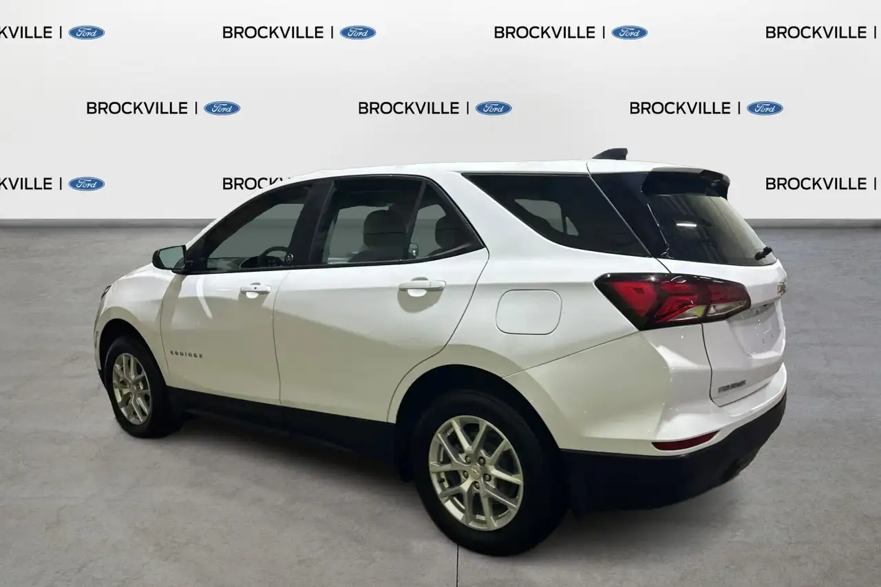 Chevrolet Equinox photo Chevrolet Equinox
