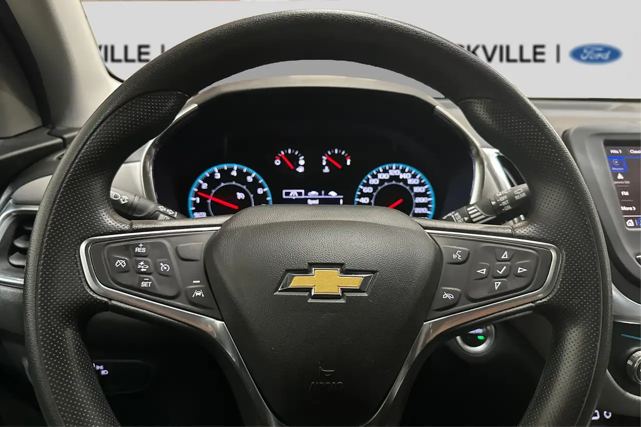 Chevrolet Equinox photo Chevrolet Equinox