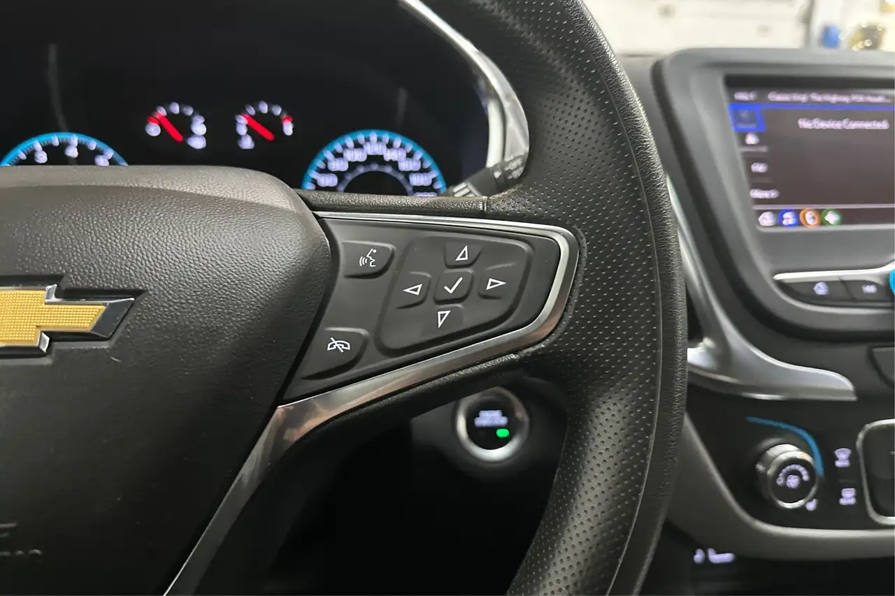 Chevrolet Equinox photo Chevrolet Equinox