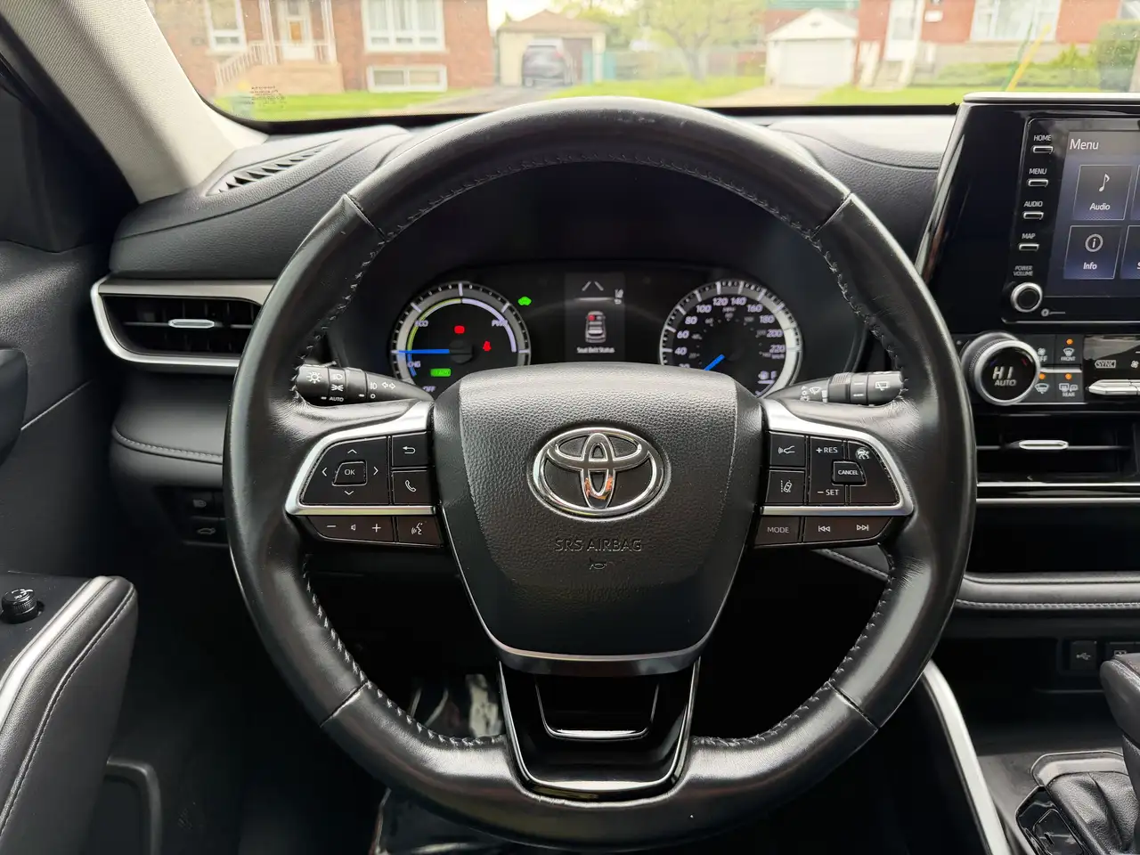Toyota Highlander снимка Toyota Highlander