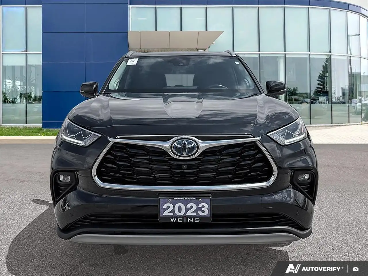 Toyota Highlander снимка Toyota Highlander