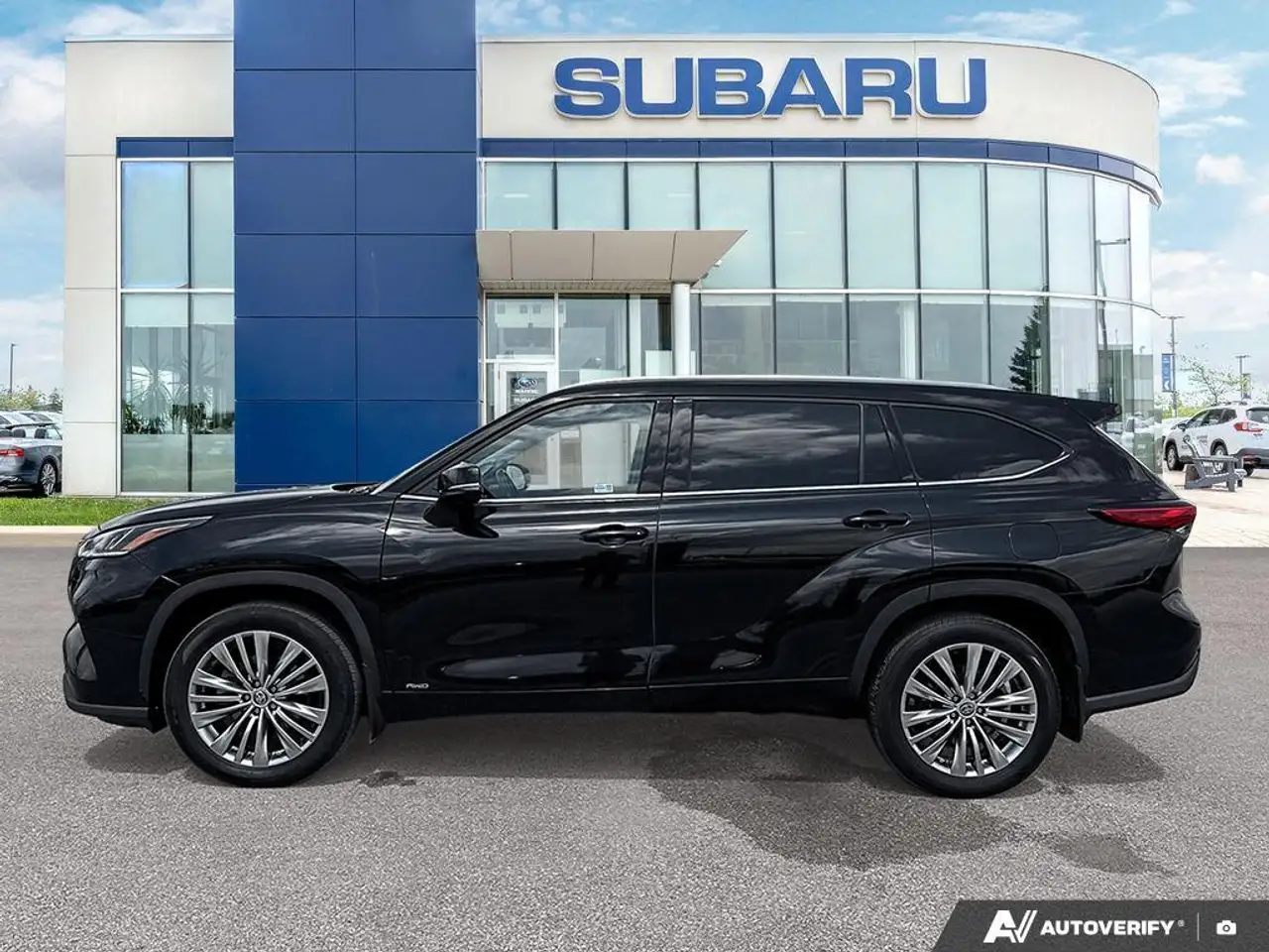 Toyota Highlander снимка Toyota Highlander