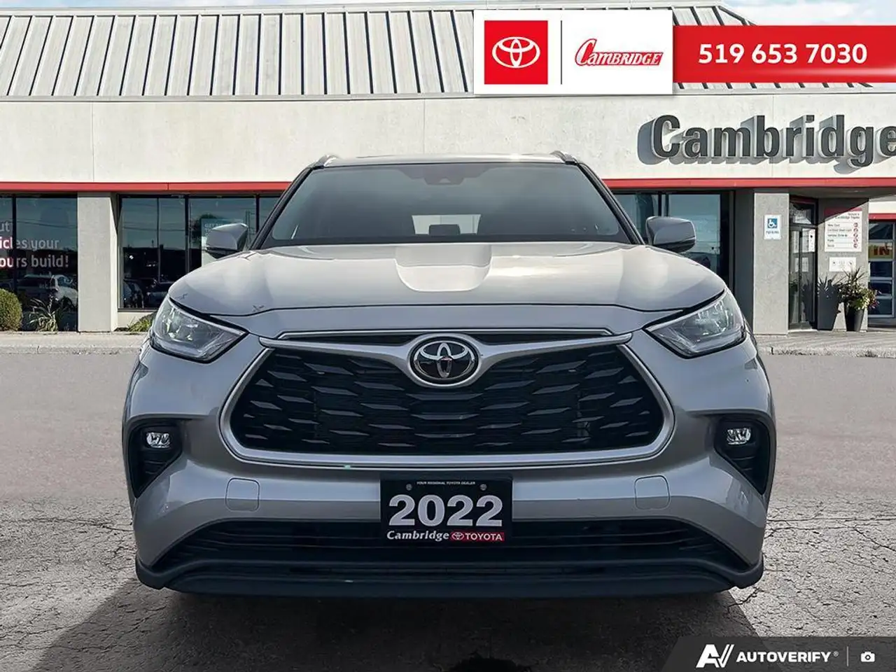 Toyota Highlander снимка Toyota Highlander