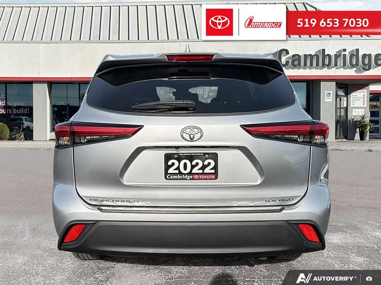 Toyota Highlander снимка Toyota Highlander