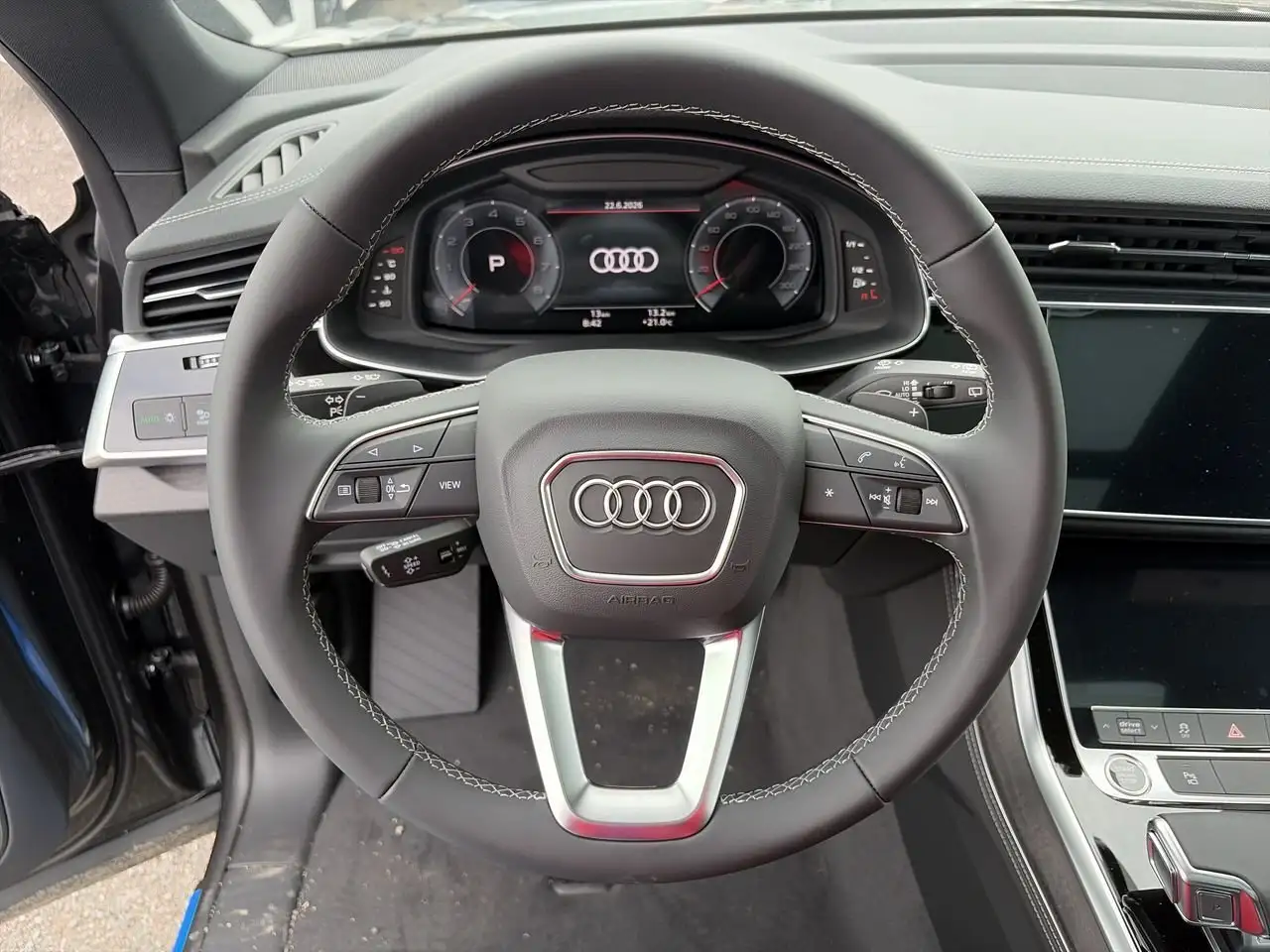 Audi Q8 fotografie Audi Q8