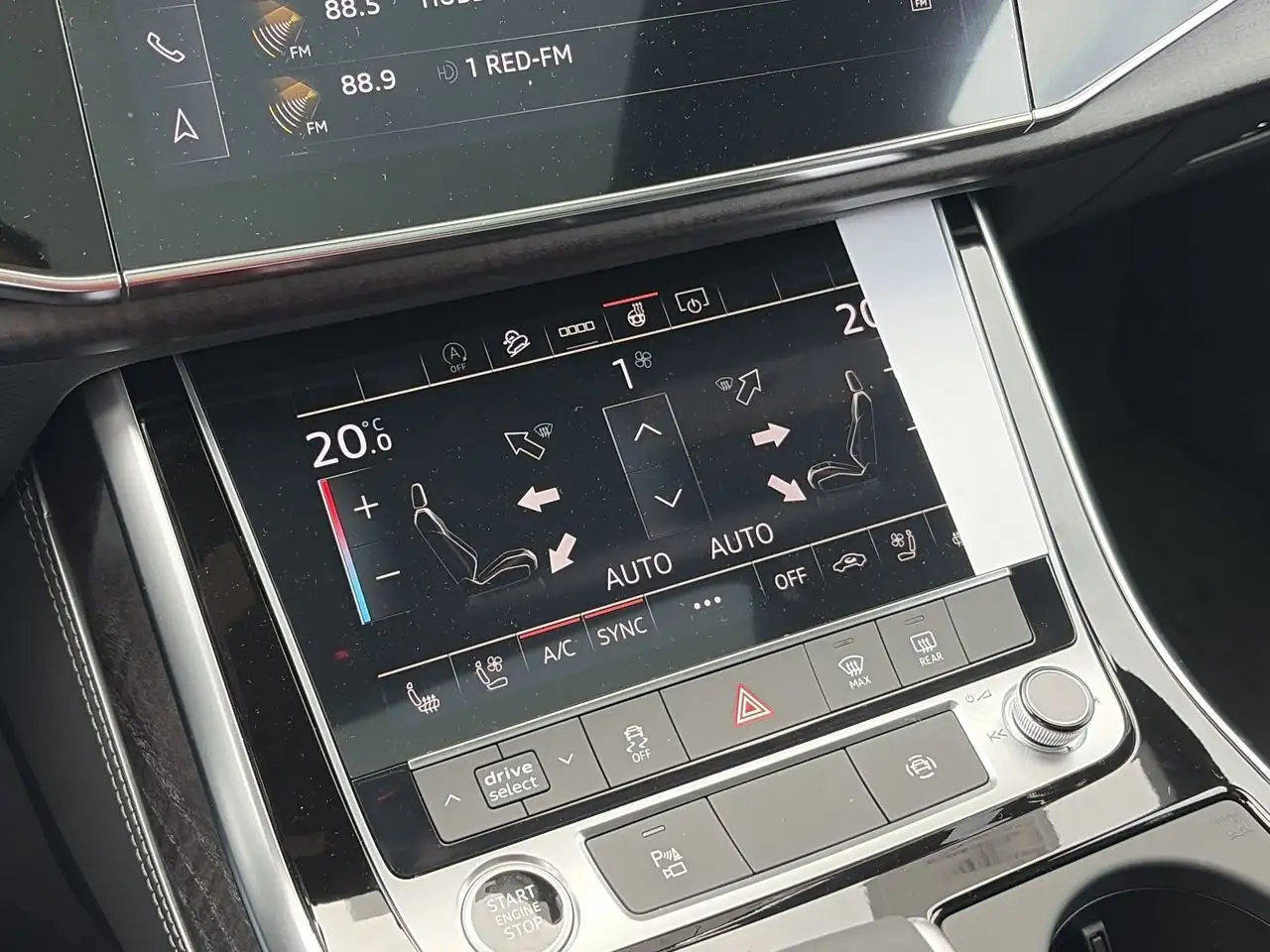 Audi Q8 fotografie Audi Q8