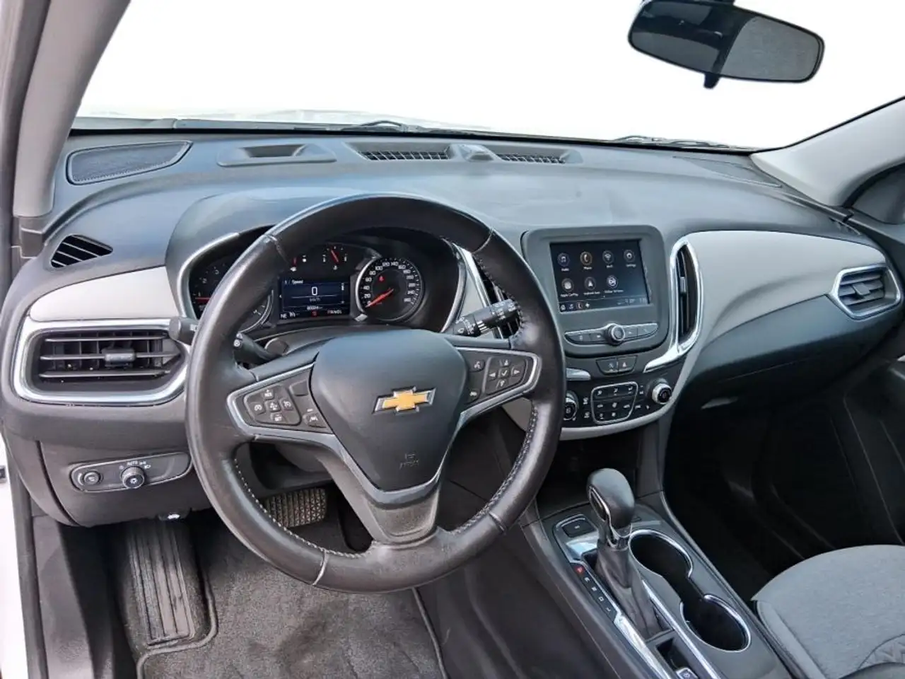 Chevrolet Equinox photo Chevrolet Equinox