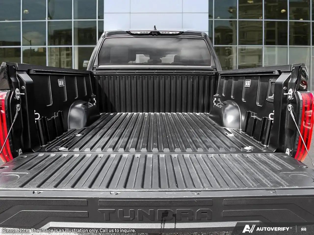Toyota Tundra снимка Toyota Tundra