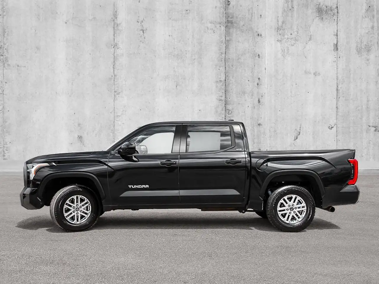 Toyota Tundra снимка Toyota Tundra