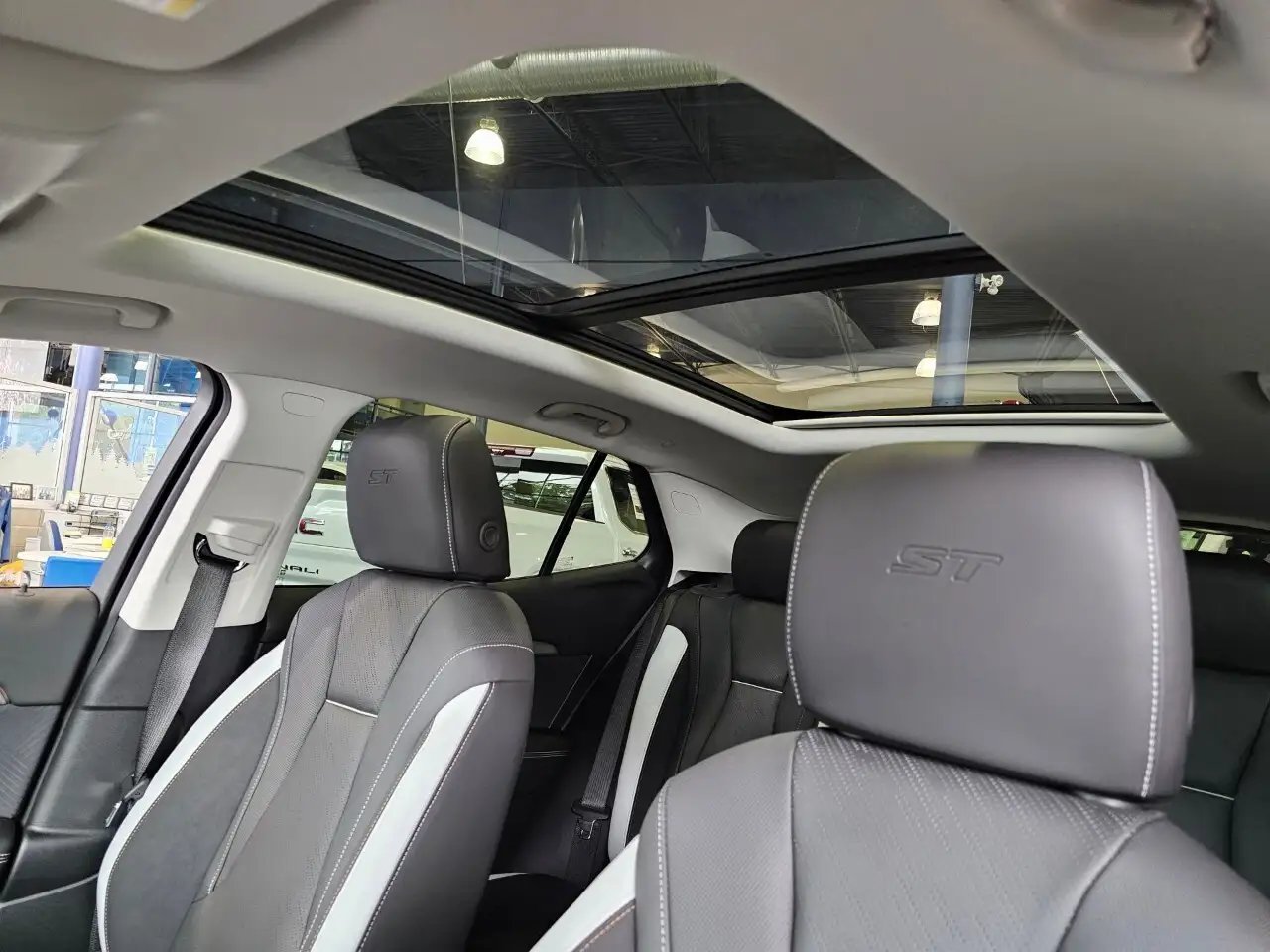 Buick Envision fotografie Buick Envision