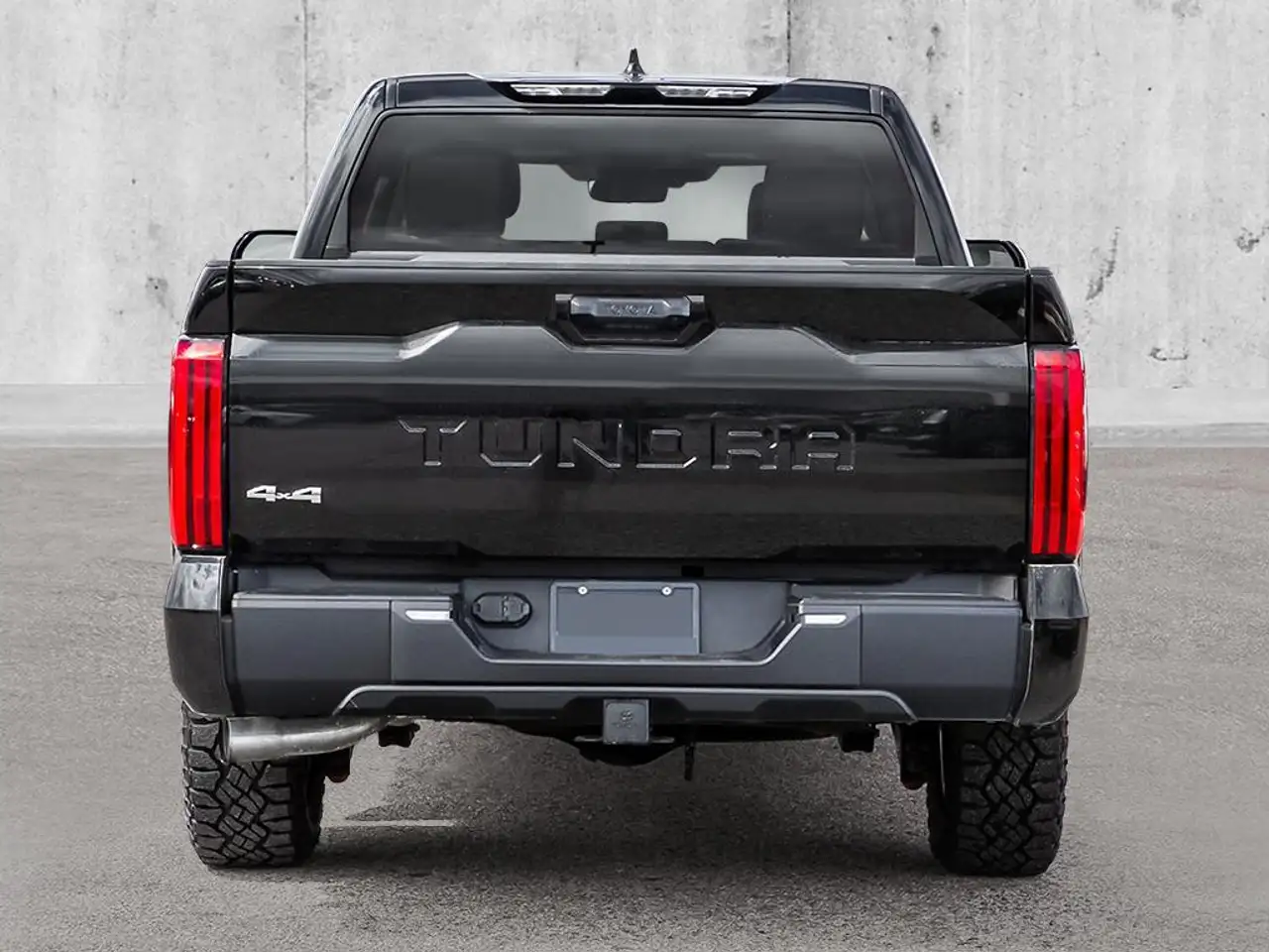 Toyota Tundra снимка Toyota Tundra