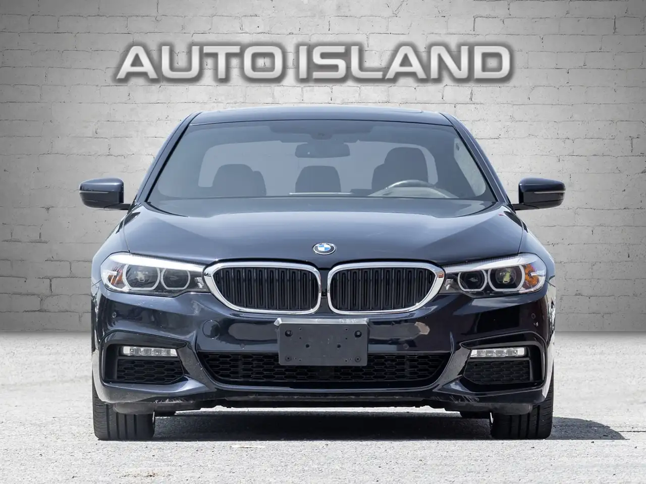 BMW 5 Series photo BMW 5 Series