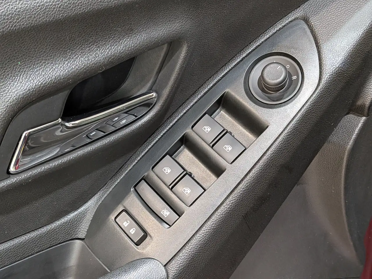 Chevrolet Trax photo Chevrolet Trax