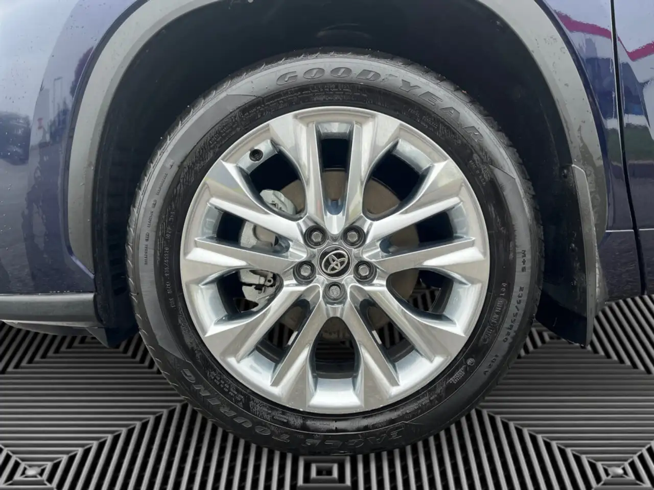 Toyota Highlander снимка Toyota Highlander