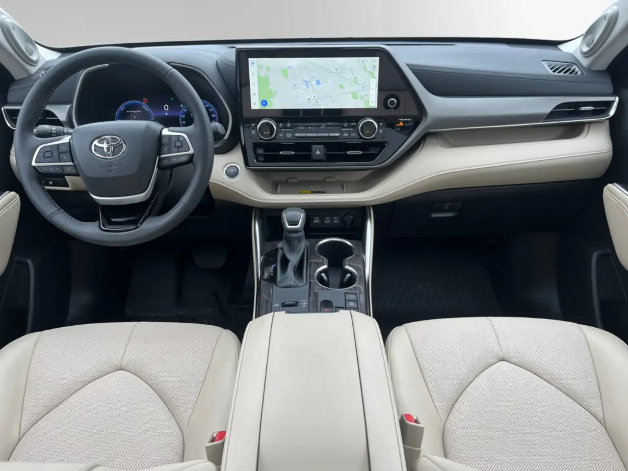 Toyota Highlander снимка Toyota Highlander