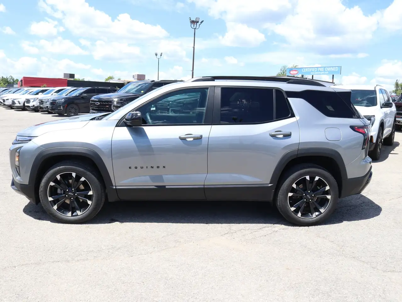 Chevrolet Equinox photo Chevrolet Equinox