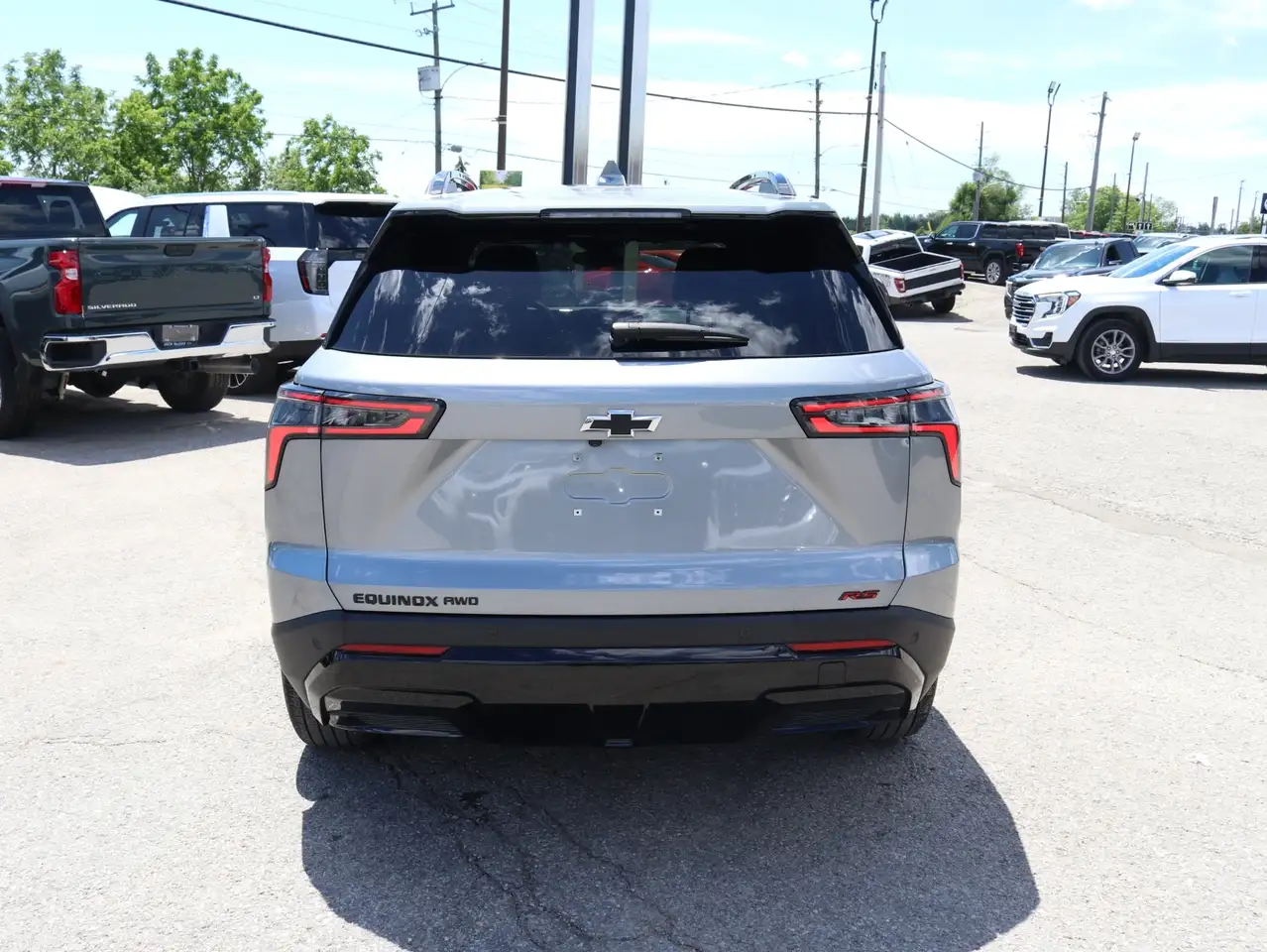 Chevrolet Equinox photo Chevrolet Equinox
